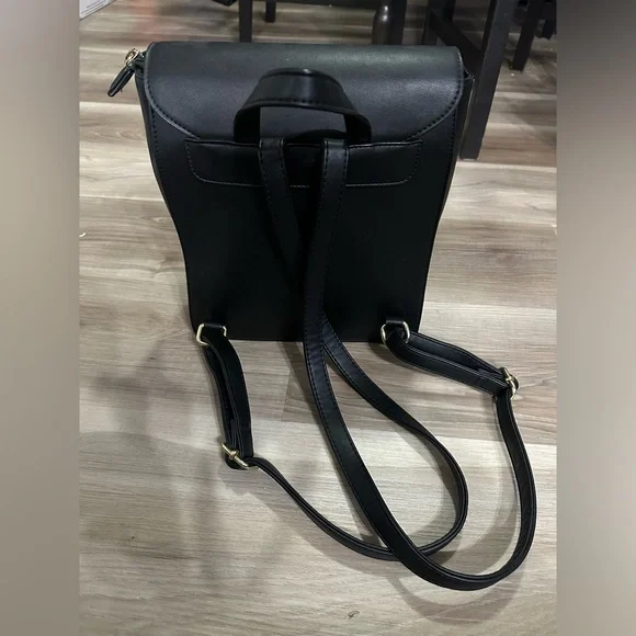 BCBG Max Azria Backpack Purse - Picture 4 of 4